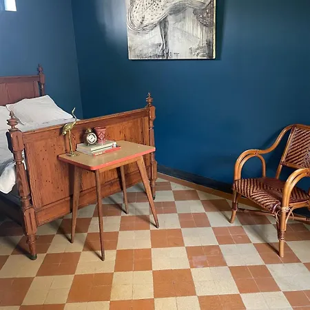 Warm And Cozy Family Saint-Germain-le-Gaillard