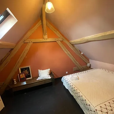 Warm And Cozy Family Holiday home Saint-Germain-le-Gaillard